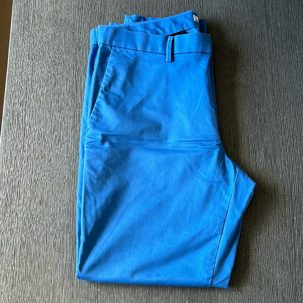 Men’s Banana Republic dress pants, blue, size 35 x 30